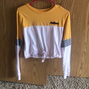 Hollister Cropped long sleeve top